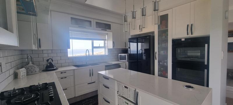4 Bedroom Property for Sale in Dana Bay Western Cape
